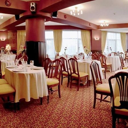 Indiana Hotel Iasi Luaran gambar