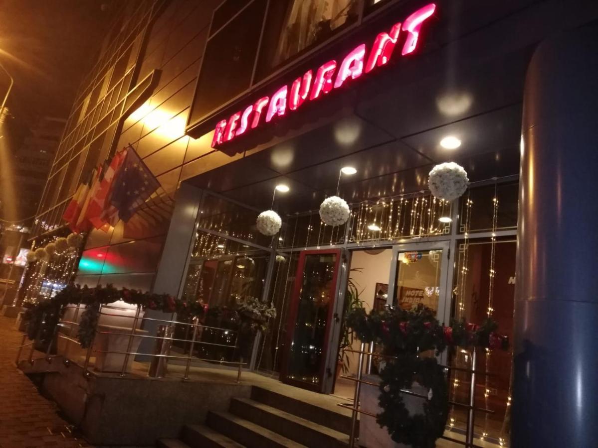 Indiana Hotel Iasi Luaran gambar