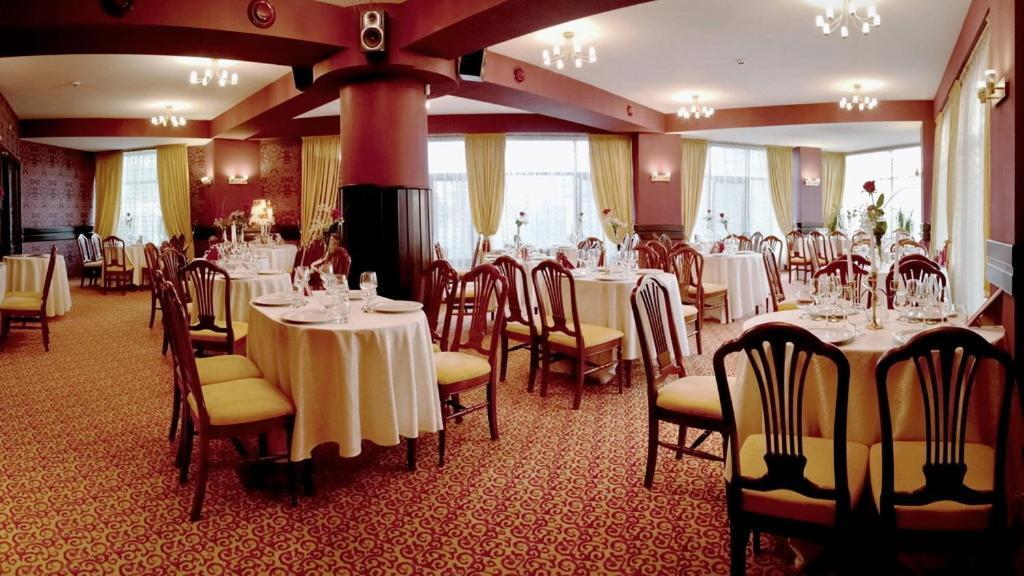 Indiana Hotel Iasi Luaran gambar